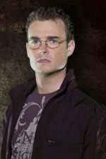 Robin Dunne; Amerikalı oyuncu, senarist, yönetmen