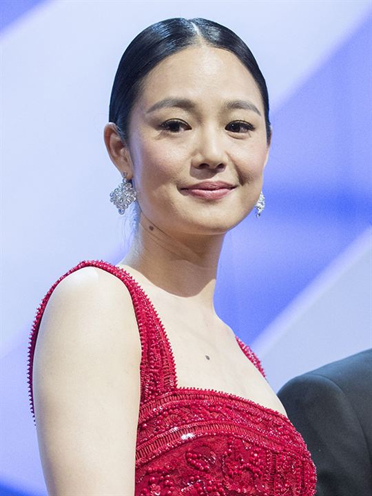 Yun Zhou; Çinli oyuncu