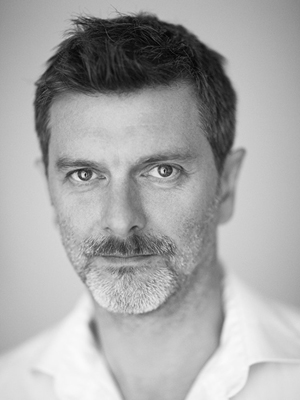 Richard Wills-Cotton; İngiliz  oyuncu