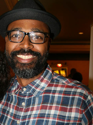 Salim Akil; Amerikalı yönetmen, idari yapımcı, ortak yapımcı
