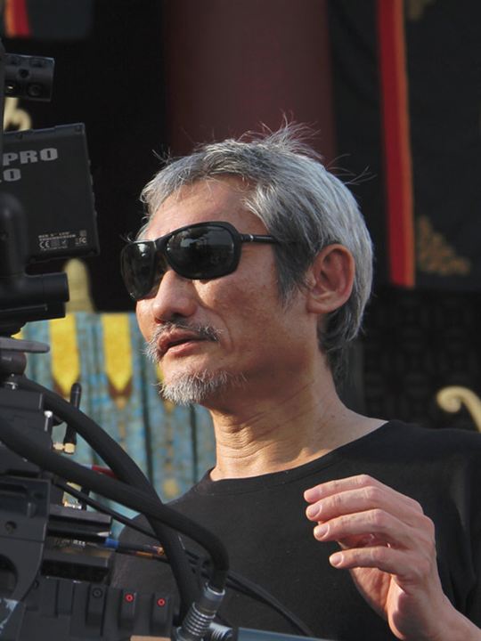 Tsui Hark; Cholon, Ho Chi Minh, Vietnam doğumlu Hark Tsui,Chui Hak olarak da bilinen Hong Konglu yapımcı, yönetmen, senarist