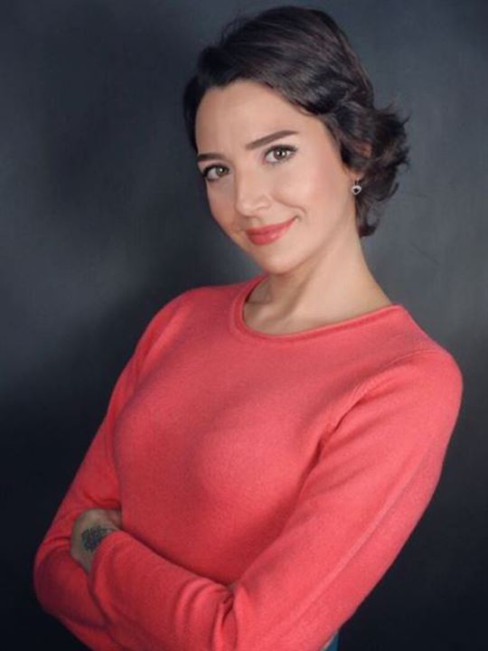 Berna Öztürk; Türk oyuncu, sanat yönetmeni