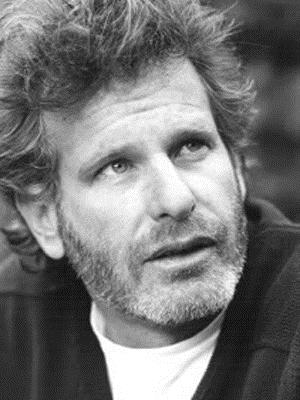 Dale Launer; Amerikalı senarist, yapımcı, yönetmen