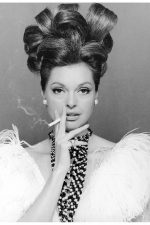 Su Elliott; Newcastle upon Tyne,Tyne ve Wear,İngiltere doğumlu İngiliz  oyuncu