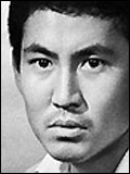 Katsuo Nakamura; Japon oyuncu