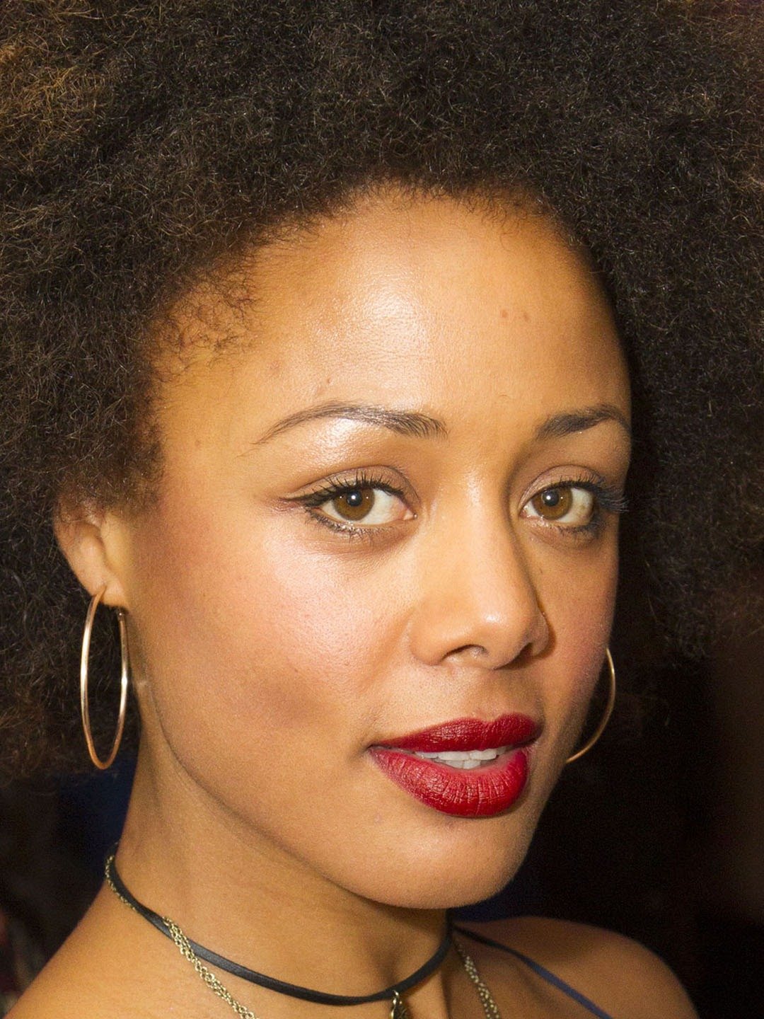 Nina Toussaint-White; Plumstead,Londra,İngiltere doğumlu İngiliz  oyuncu