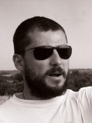 Kamen Kalev; Burgaz, Bulgaristan doğumlu Bulgar yönetmen, senarist, yapımcı