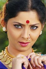 Sonali Kulkarni; Hint oyuncu