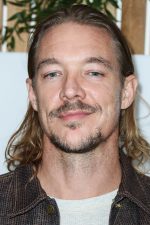 Diplo; Thomas Wesley Pentz olarak da bilinen Amerikalı oyuncu