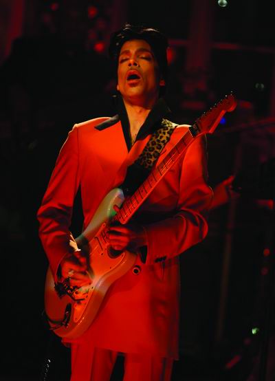Prince; Roger Nelson olarak da bilinen Amerikalı besteci