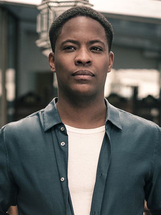 Tomiwa Edun; Lagos, Nijerya doğumlu Adetomiwa Edun olarak da bilinen Nijeryalı oyuncu