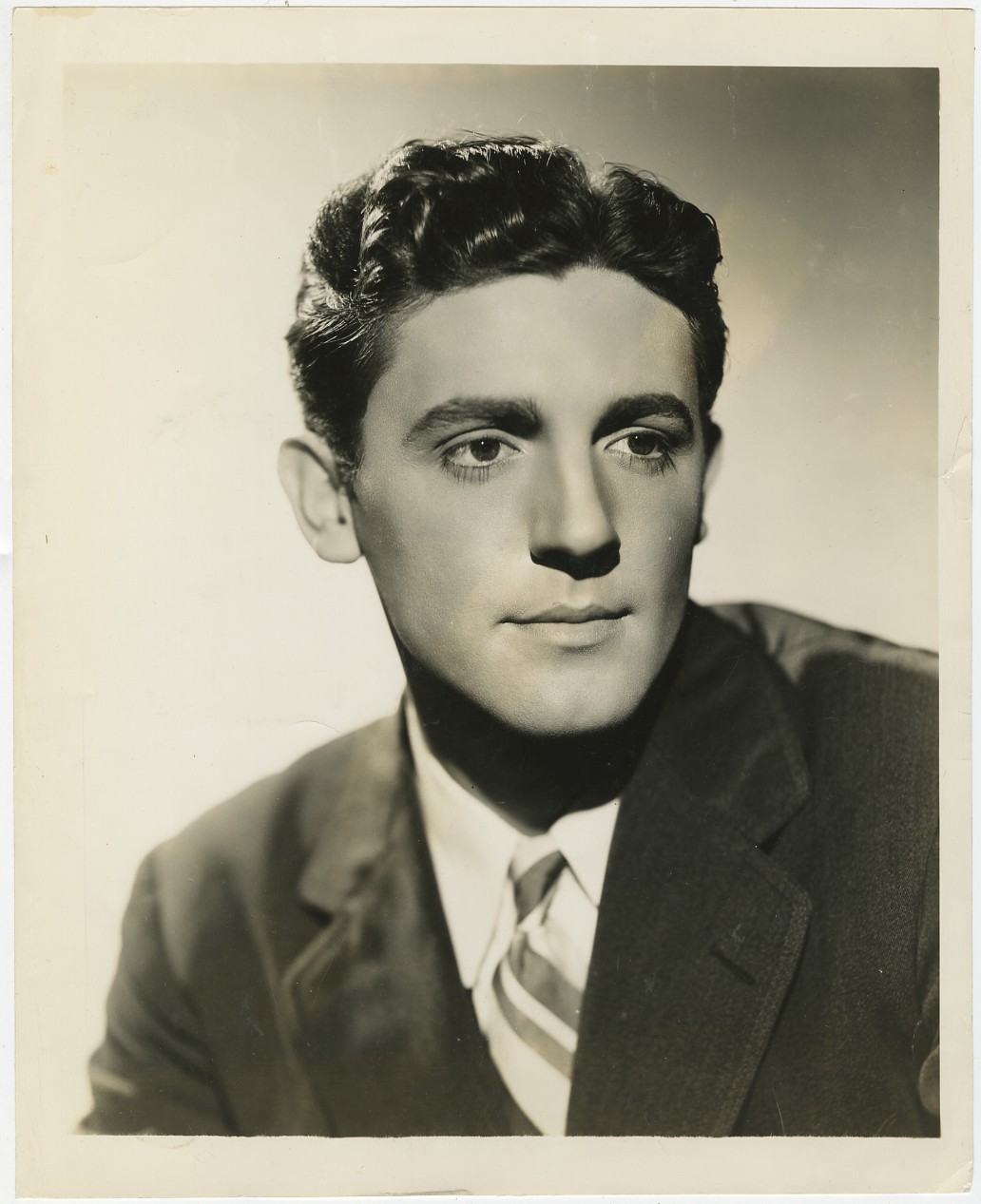 Richard Fiske; Shelton, Washington, ABD doğumlu Amerikalı oyuncu