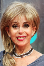 Sally Farmiloe; Cape Town,Güney Afrika doğumlu İngiliz  oyuncu