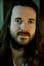 Mike Cahill; Amerikalı yönetmen, kurgucu, senarist