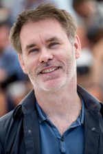 Jean-François Richet; Fransız yönetmen, diyalog yazarı, adaptasyon