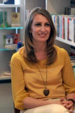 Vjosa Abazi; Arnavut oyuncu