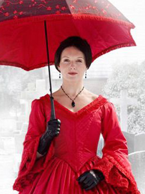 Dervla Kirwan; Churchtown,Dublin,İrlanda doğumlu İrlandalı  oyuncu