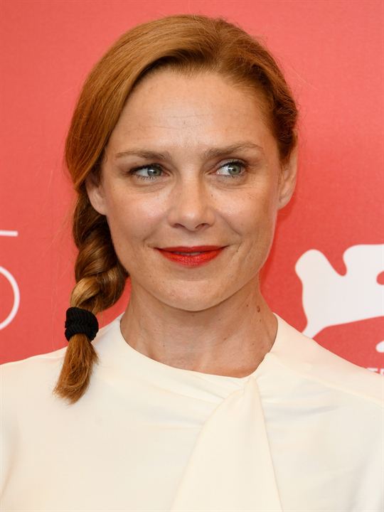 Fabrizia Sacchi; Napoli, İtalya doğumlu İtalyan oyuncu