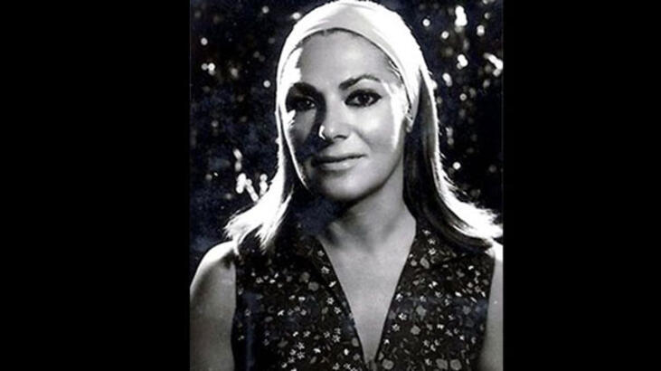 Alev Sururi; İstanbul, Türkiye doğumlu Türk oyuncu