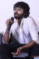 Advait Chandan; oyuncu yönetmeni, senarist, yönetmen