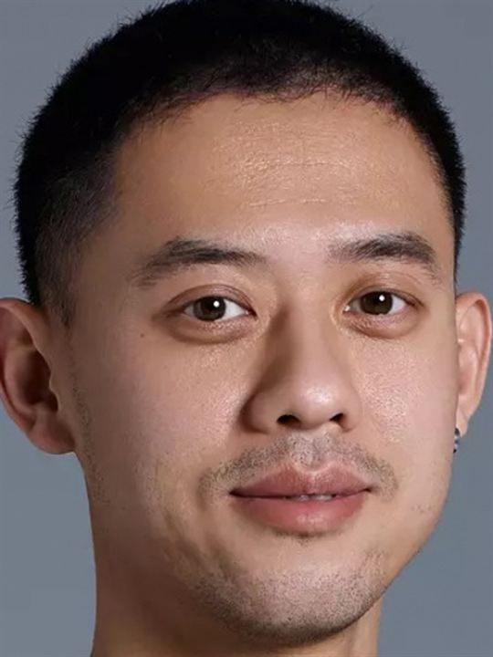 Ding Shi; senarist, yönetmen