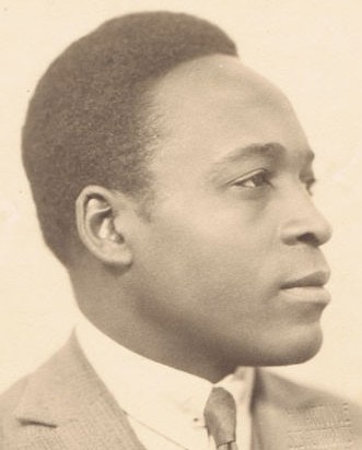 Habib Benglia; Vahran, Cezayir doğumlu Cezayirli oyuncu