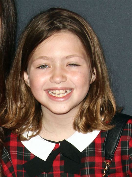 Claire Geare; Amerikalı oyuncu