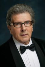 Howard Blake; Londra,İngiltere doğumlu İngilizfilmin diğer müzikleribesteci, müzik sorumlusu