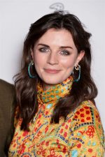Aisling Bea; Kildare,İrlanda doğumlu İrlandalı  oyuncu