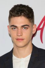 Hero Fiennes-Tiffin; Londra,İngiltere doğumlu İngiliz  oyuncu