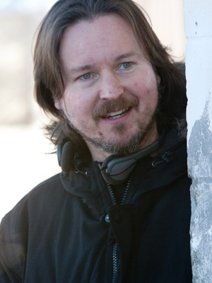 Matt Reeves; Matthew George Reeves olarak da bilinen Amerikalı yönetmen, idari yapımcı, senarist