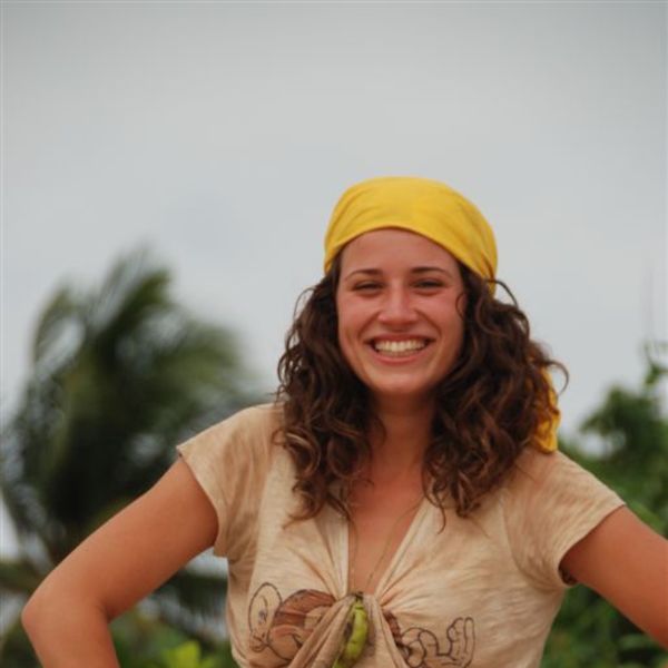 Ana Stojanovska; Üsküp, Kuzey Makedonya doğumlu Makedon oyuncu