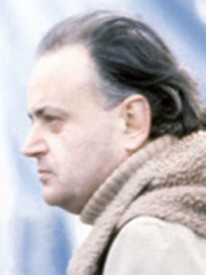 Jean Rollin; Jean Michel Rollin Le Gentil olarak da bilinen Fransız senarist, yönetmen