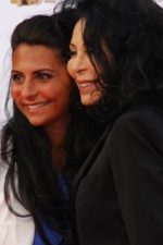 Yamina Benguigui; Fransız senarist, yönetmen, yapımcı