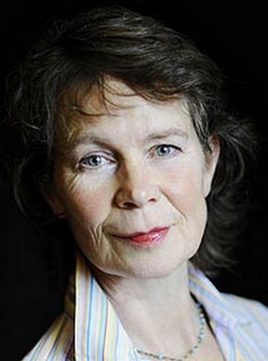 Celia Imrie; Guildford,Surrey,İngiltere doğumlu Celia Diana Savile Imrie olarak da bilinen İngiliz  oyuncu
