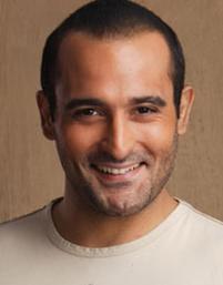 Akshaye Khanna; Hint oyuncu