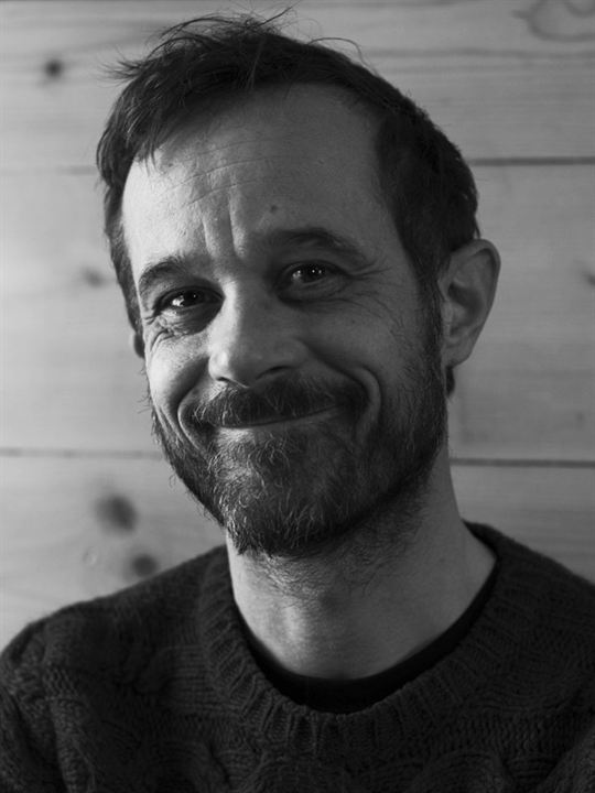 Claude Barras; Sierre, İsviçre doğumlu İsviçreli senaryoya katkı sağlayan, yönetmen