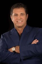 Dimitri Logothetis; Amerikalı senarist, yapımcı, yönetmen