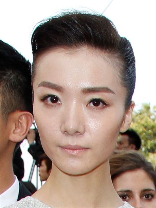 Qi Xi; Çinli oyuncu