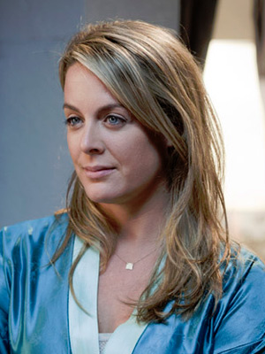 Julie Le Breton; Arvida,Saguenay,Québec,Kanada doğumlu Julie LeBreton olarak da bilinen Kanadalı  oyuncu