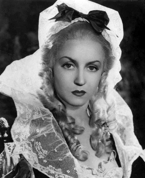 Lise Delamare; Fransız oyuncu