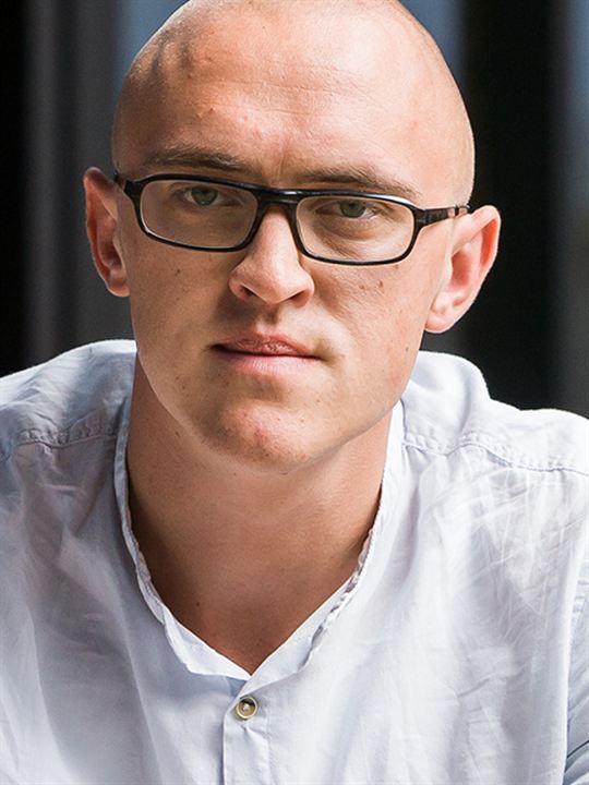 Martti Helde; Tallin, Estonya doğumlu Eston senarist, yönetmen