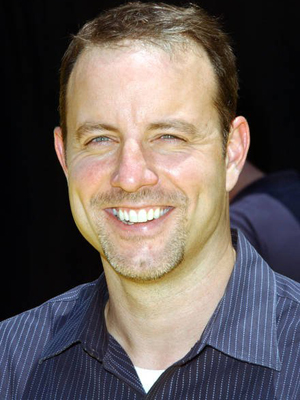 Kirk De Micco; Amerikalı senarist, yönetmen, ortak yapımcı