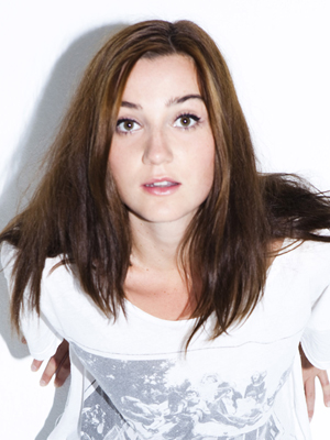 Nina Meurisse; Fransız oyuncu