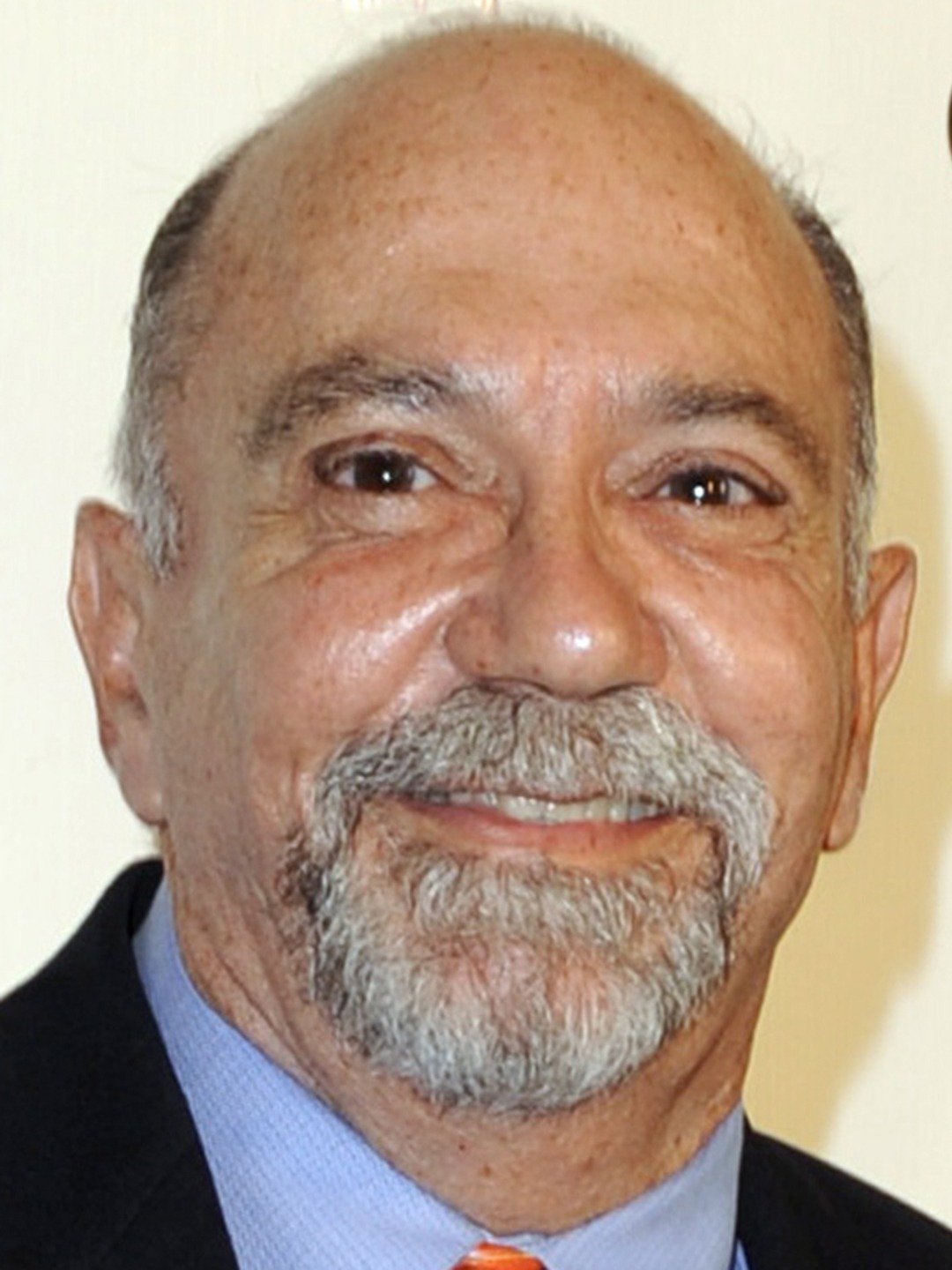 Luis Avalos; Havana, Küba doğumlu Kübalı oyuncu