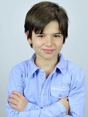 Arda Tuğra Aşık; oyuncu