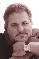 Bob DiPiero; Youngstown, Ohio, ABD doğumlu Amerikalı besteci