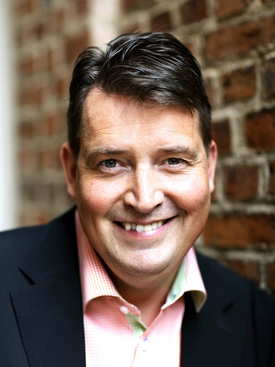 Johan Wester; Lund,İsveç doğumlu İsveçlikomedyenoyuncu