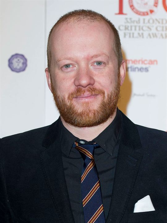 Steve Oram; Melton Mowbray ,Leicestershire,İngiltere doğumlu Stephen John Oram olarak da bilinen İngiliz  oyuncu, kurgucu, senarist