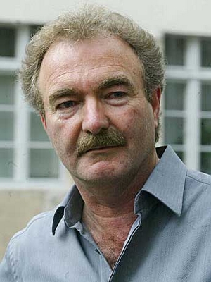 Jo Baier; senarist, yönetmen